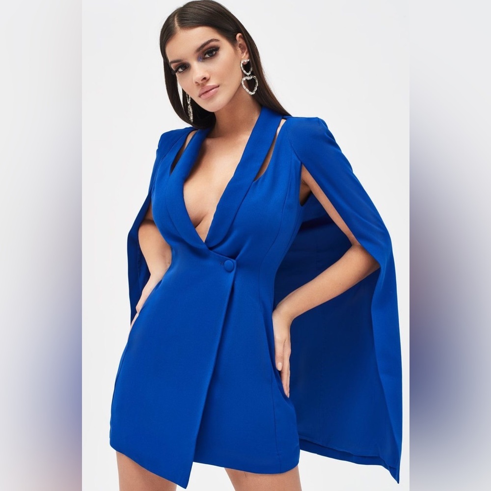 Cut out shoulder Cape dress